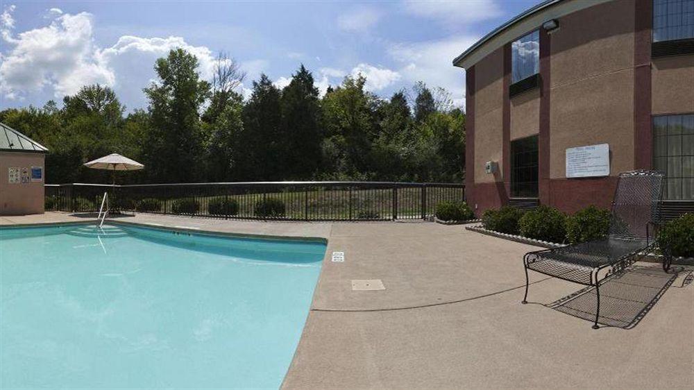 Clarion Pointe South Boston - Danville East Екстер'єр фото