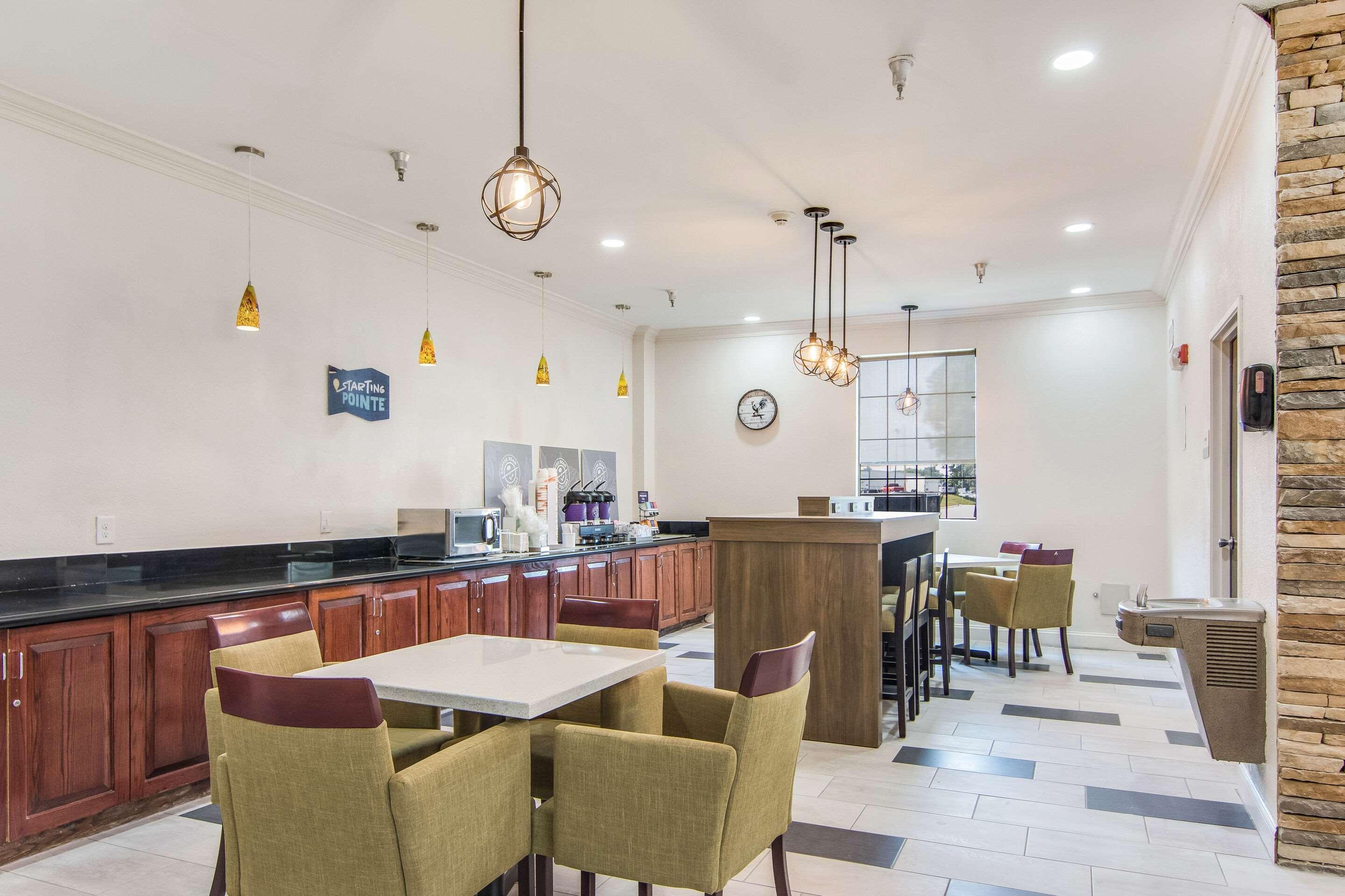 Clarion Pointe South Boston - Danville East Екстер'єр фото